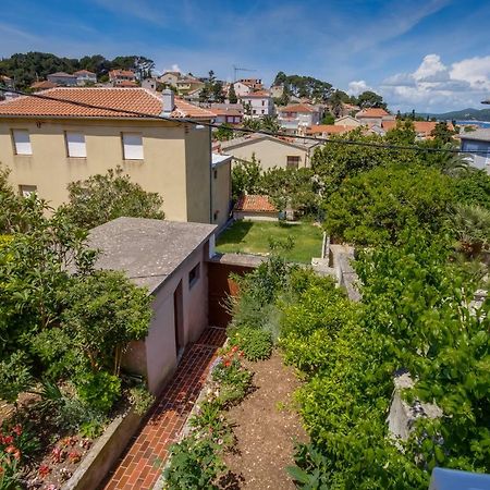 Vila Bugevilija Hotel Mali Losinj Exterior photo